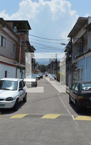 Casa de condomínio à venda com 130m², 2 quartos e sem vagaÁrea comum