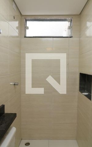 Apartamento para alugar com 60m², 2 quartos e sem vagaBanheiro