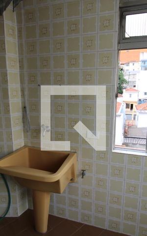 Apartamento à venda com 76m², 2 quartos e 1 vagaÁrea de Serviço