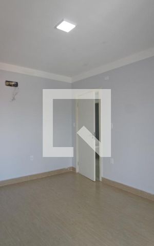 Casa para alugar com 374m², 5 quartos e 4 vagasSuíte