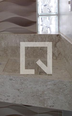 Casa para alugar com 374m², 5 quartos e 4 vagasLavabo