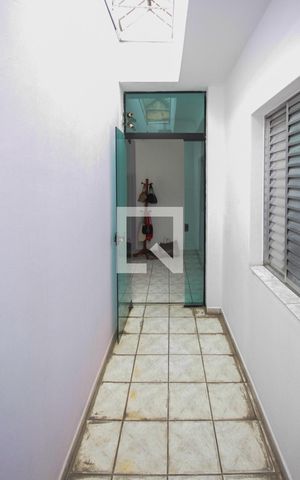 Casa à venda com 220m², 3 quartos e 2 vagas Casa à venda com 220m², 3 quartos e 2 vagasJardim de inverno