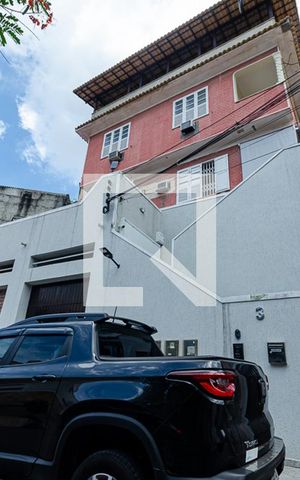 Apartamento à venda com 340m², 4 quartos e 1 vaga Apartamento à venda com 340m², 4 quartos e 1 vagaFachada