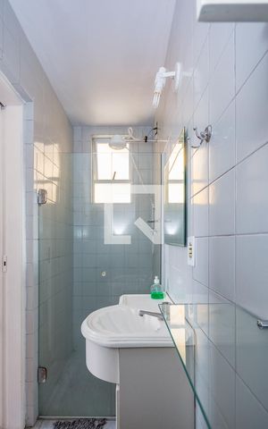 Apartamento à venda com 75m², 2 quartos e 1 vaga Apartamento à venda com 75m², 2 quartos e 1 vagaBanheiro da Suíte
