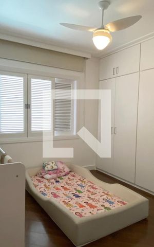 Casa de condomínio para alugar com 450m², 3 quartos e 4 vagasSuíte 2