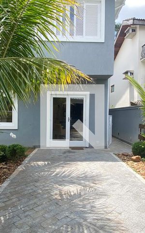 Casa de condomínio para alugar com 450m², 3 quartos e 4 vagasVaranda