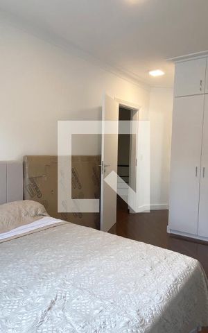 Casa de condomínio para alugar com 450m², 3 quartos e 4 vagasSuíte 3