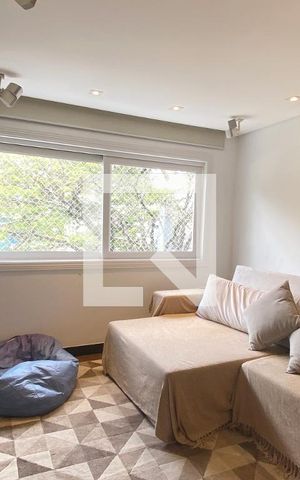 Casa de condomínio para alugar com 450m², 3 quartos e 4 vagasSala de TV