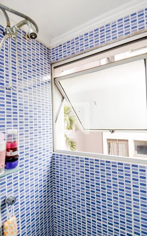 Apartamento para alugar com 52m², 2 quartos e 1 vagaBanheiro