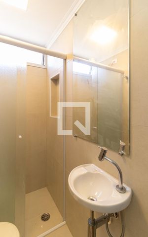 Apartamento à venda com 75m², 2 quartos e sem vagaBanheiro da Suíte