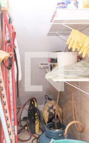 Casa à venda com 160m², 3 quartos e 2 vagas Casa à venda com 160m², 3 quartos e 2 vagasDepósito