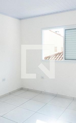 Casa para alugar com 55m², 1 quarto e sem vaga Casa para alugar com 55m², 1 quarto e sem vagaSala