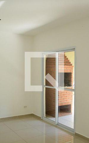 Casa de condomínio para alugar com 103m², 3 quartos e 2 vagasSala