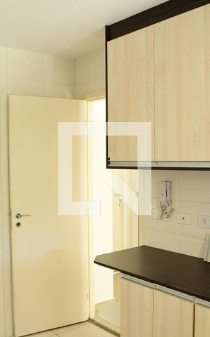 Casa de condomínio para alugar com 103m², 3 quartos e 2 vagasCozinha