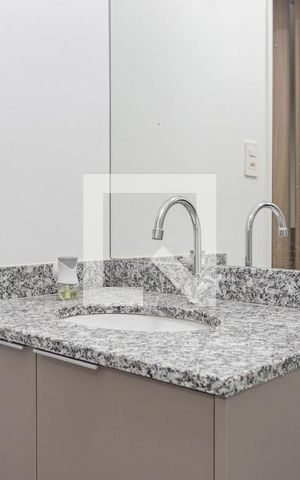 Studio à venda com 28m², 1 quarto e sem vaga Studio à venda com 28m², 1 quarto e sem vagaBanheiro
