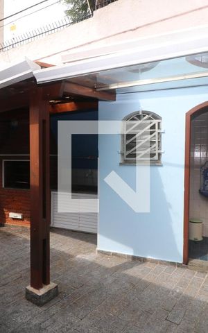 Casa à venda com 250m², 2 quartos e 4 vagasChurrasqueira