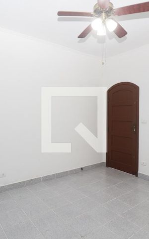 Casa à venda com 250m², 2 quartos e 4 vagasSala