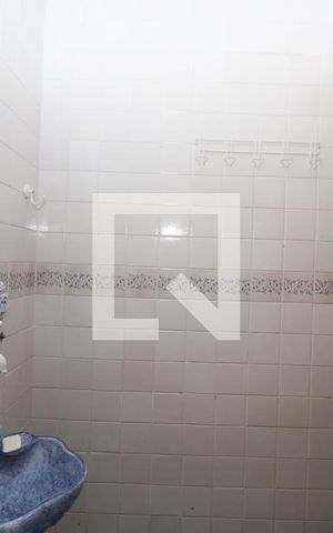 Casa à venda com 250m², 2 quartos e 4 vagasBanheiro de serviço