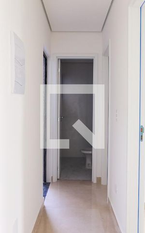 Apartamento à venda com 48m², 2 quartos e 1 vaga Apartamento à venda com 48m², 2 quartos e 1 vagaCorredor