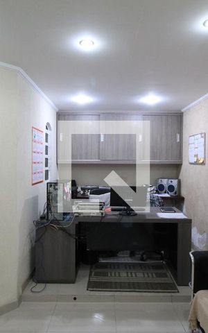 Casa à venda com 264m², 5 quartos e 2 vagasSala - Edícula 