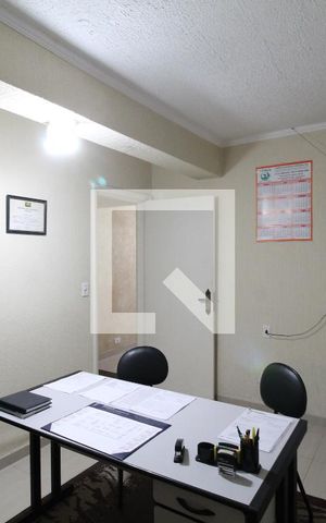 Casa à venda com 264m², 5 quartos e 2 vagasQuarto 1