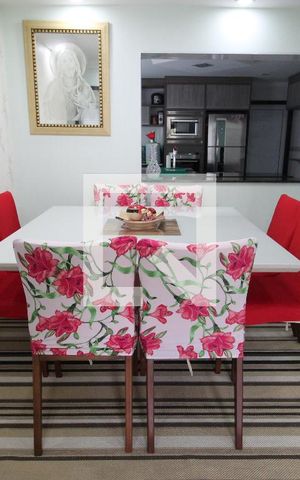Casa à venda com 264m², 5 quartos e 2 vagasSala de Jantar