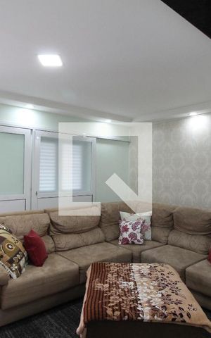 Casa à venda com 264m², 5 quartos e 2 vagasSala