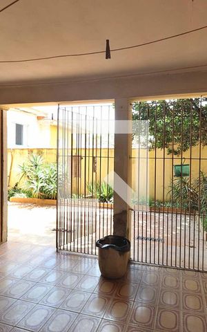 Casa à venda com 266m², 3 quartos e 4 vagasÁrea de Serviço