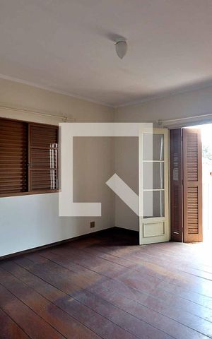Casa à venda com 266m², 3 quartos e 4 vagasQuarto 2 - Suíte