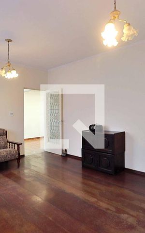 Casa à venda com 266m², 3 quartos e 4 vagasSala