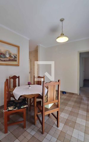 Casa à venda com 266m², 3 quartos e 4 vagasCopa