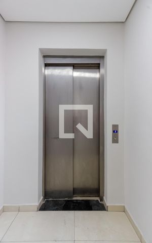Apartamento à venda com 30m², 1 quarto e sem vagaÁrea Comum - Elevador