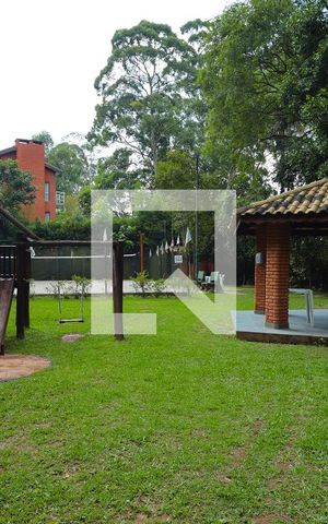Casa de condomínio para alugar com 200m², 5 quartos e 3 vagasÁrea comum - quadra, playground e churrasqueira