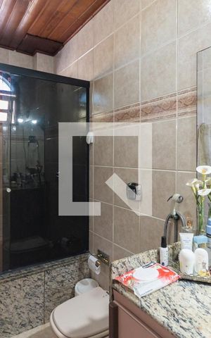Casa à venda com 190m², 3 quartos e 1 vagaBanheiro Suíte (segundo andar)