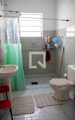 Casa de condomínio à venda com 78m², 1 quarto e 1 vaga Casa de condomínio à venda com 78m², 1 quarto e 1 vagaBanheiro
