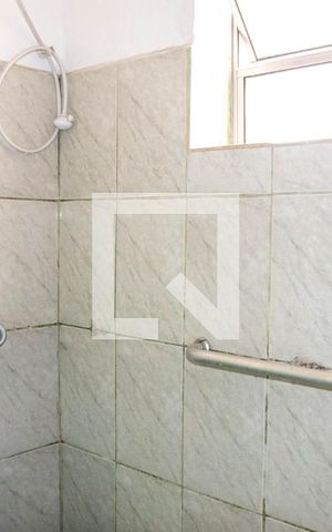 Casa de condomínio à venda com 78m², 1 quarto e 1 vaga Casa de condomínio à venda com 78m², 1 quarto e 1 vagaBanheiro