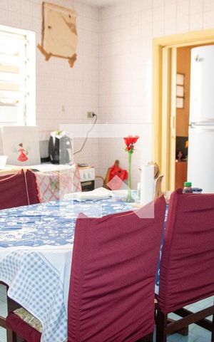Casa de condomínio à venda com 78m², 1 quarto e 1 vaga Casa de condomínio à venda com 78m², 1 quarto e 1 vagaCozinha