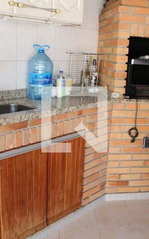 Casa à venda com 120m², 2 quartos e 3 vagasQuintal