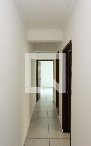 Casa para alugar com 160m², 3 quartos e 2 vagas Casa para alugar com 160m², 3 quartos e 2 vagasCorredor