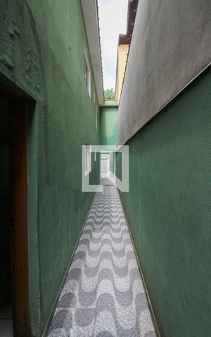 Casa para alugar com 160m², 3 quartos e 2 vagas Casa para alugar com 160m², 3 quartos e 2 vagasCorredor