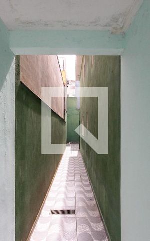 Casa para alugar com 160m², 3 quartos e 2 vagas Casa para alugar com 160m², 3 quartos e 2 vagasCorredor