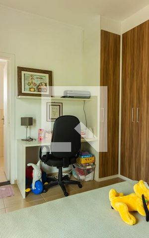 Casa à venda com 220m², 3 quartos e 4 vagas Casa à venda com 220m², 3 quartos e 4 vagasSuíte 3