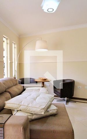 Casa à venda com 60m², 2 quartos e 1 vagaSala