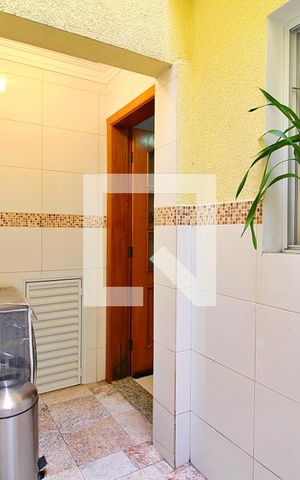 Casa à venda com 60m², 2 quartos e 1 vagaÁrea de Serviço