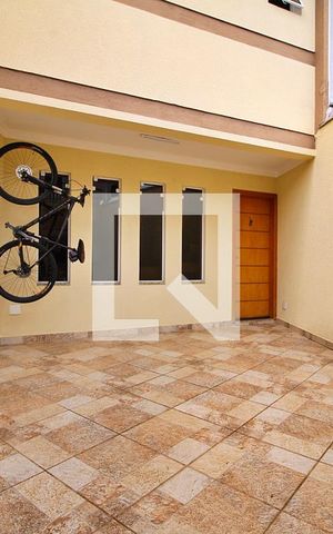 Casa à venda com 60m², 2 quartos e 1 vagaGaragem
