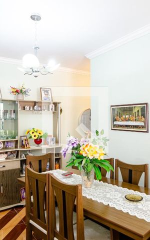 Apartamento à venda com 50m², 2 quartos e 1 vaga Apartamento à venda com 50m², 2 quartos e 1 vagaSala