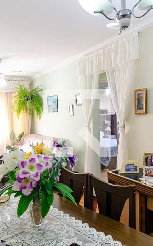 Apartamento à venda com 50m², 2 quartos e 1 vaga Apartamento à venda com 50m², 2 quartos e 1 vagaSala