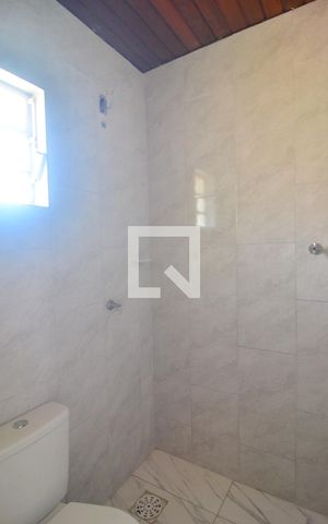 Casa de condomínio à venda com 65m², 2 quartos e 1 vagaBanheiro 2