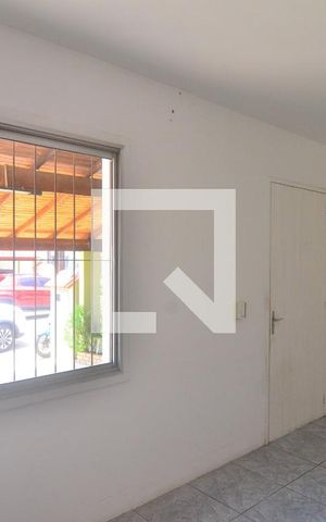 Casa de condomínio à venda com 65m², 2 quartos e 1 vagaSala