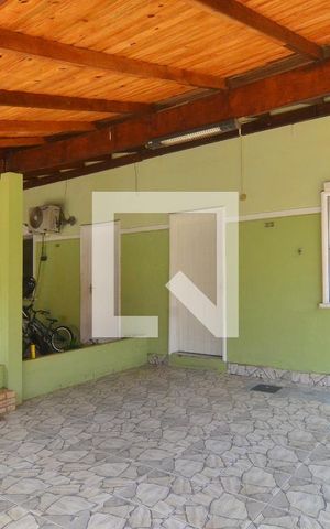 Casa de condomínio à venda com 65m², 2 quartos e 1 vagaGaragem